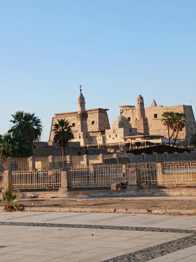 Luxor 2 Days Trip from Hurghada with a 5-star hotel night